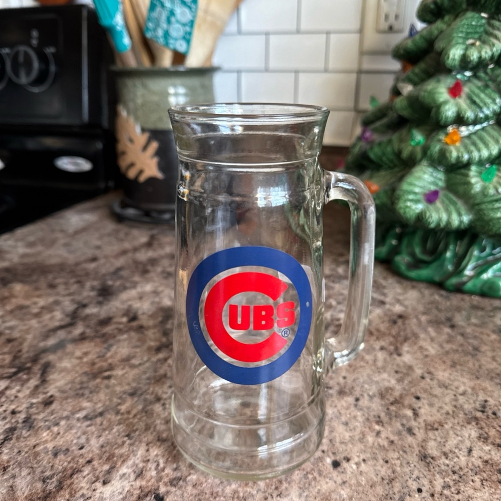 vintage Chicago Cubs 16 oz / 7" glass beer soda stein mug